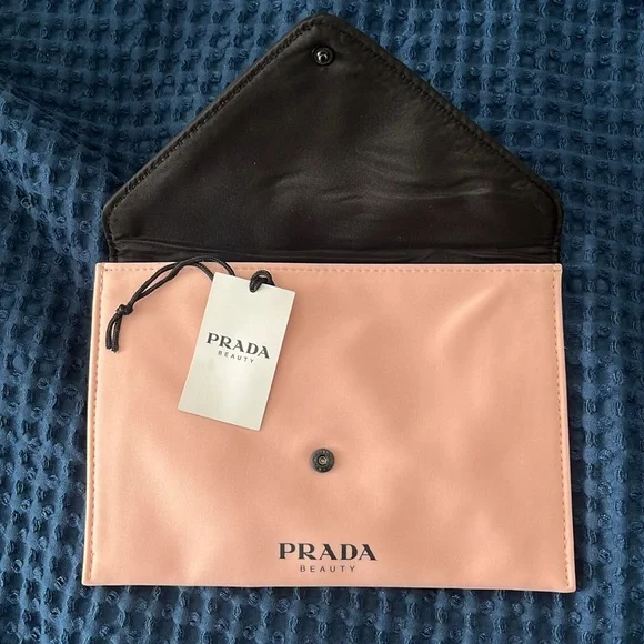 PRADA BEAUTY BAG - Picture 3 of 4